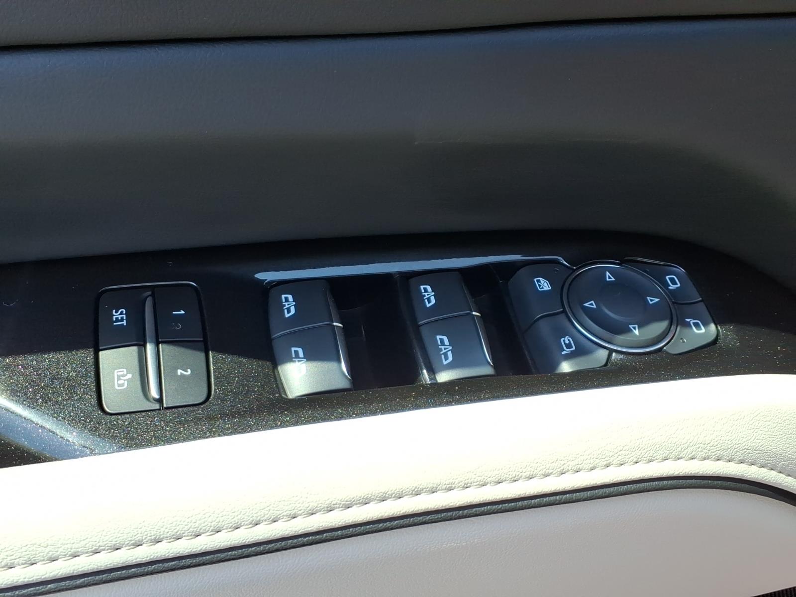 2024 Cadillac Escalade Sport - Photo 19