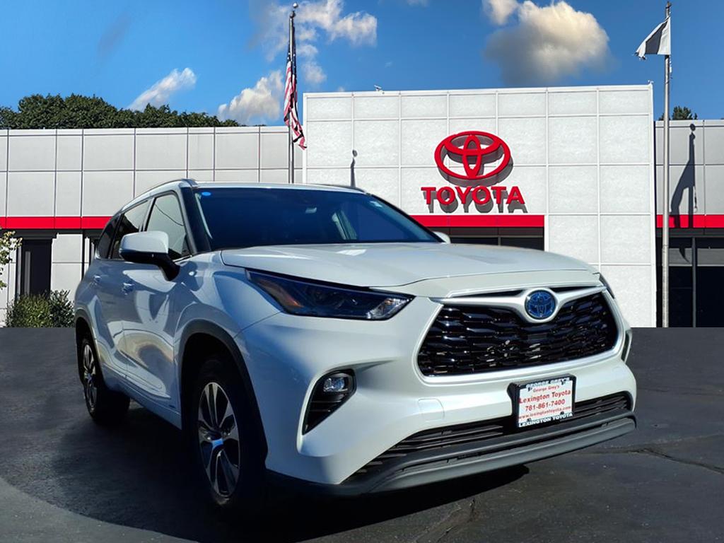 2022 Toyota Highlander XLE's photo