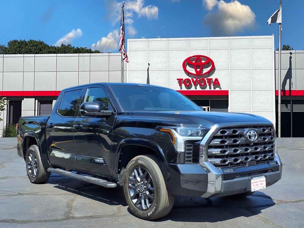 2023 Toyota Tundra Platinum's photo