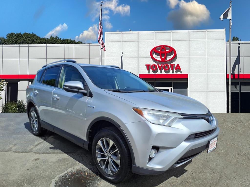 2016 Toyota RAV4 XLE's photo