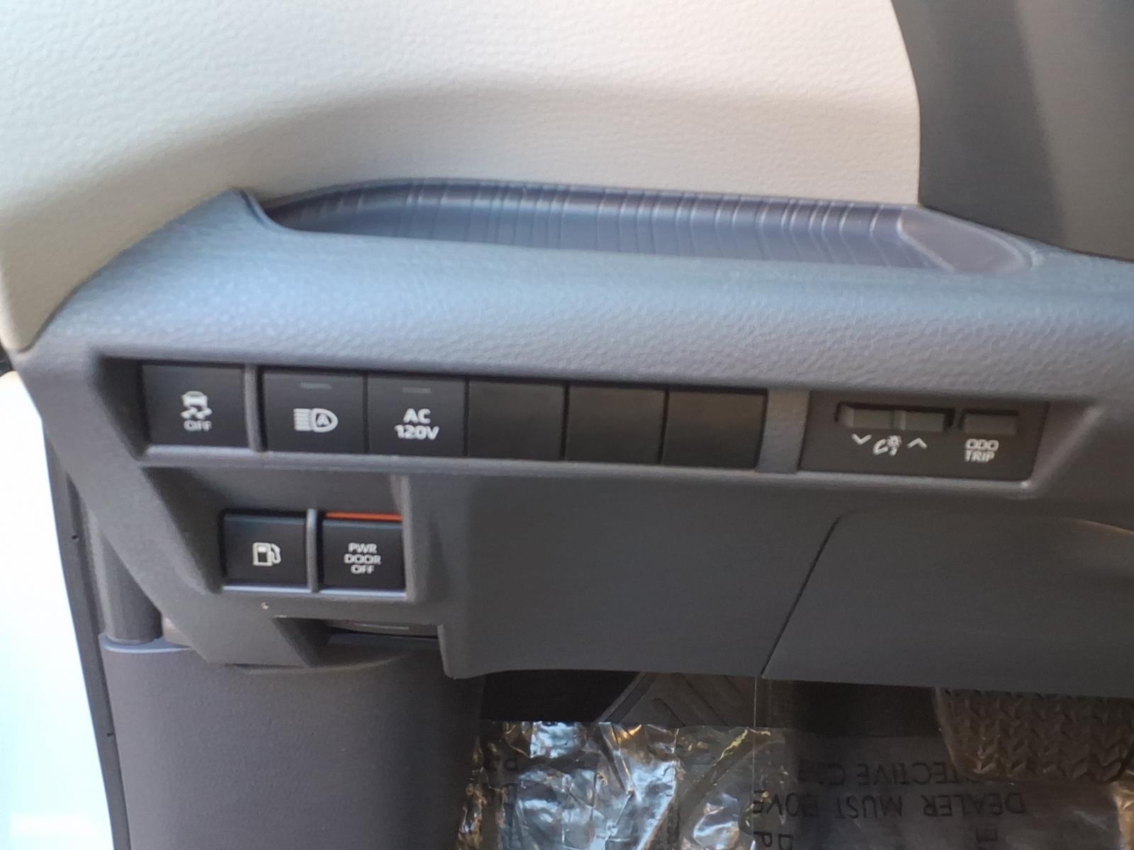 Used 2024 Toyota Sienna Van