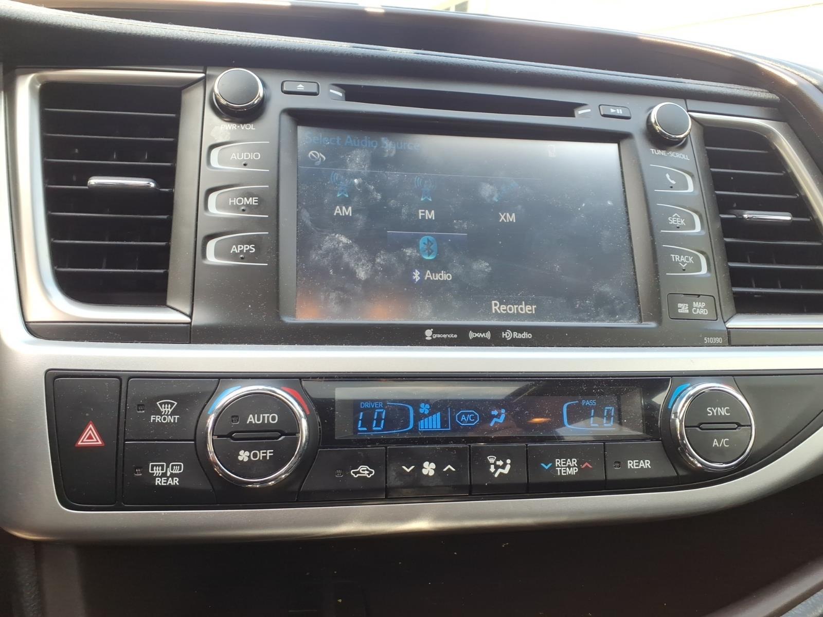 Used 2019 Toyota Highlander Hybrid SUV