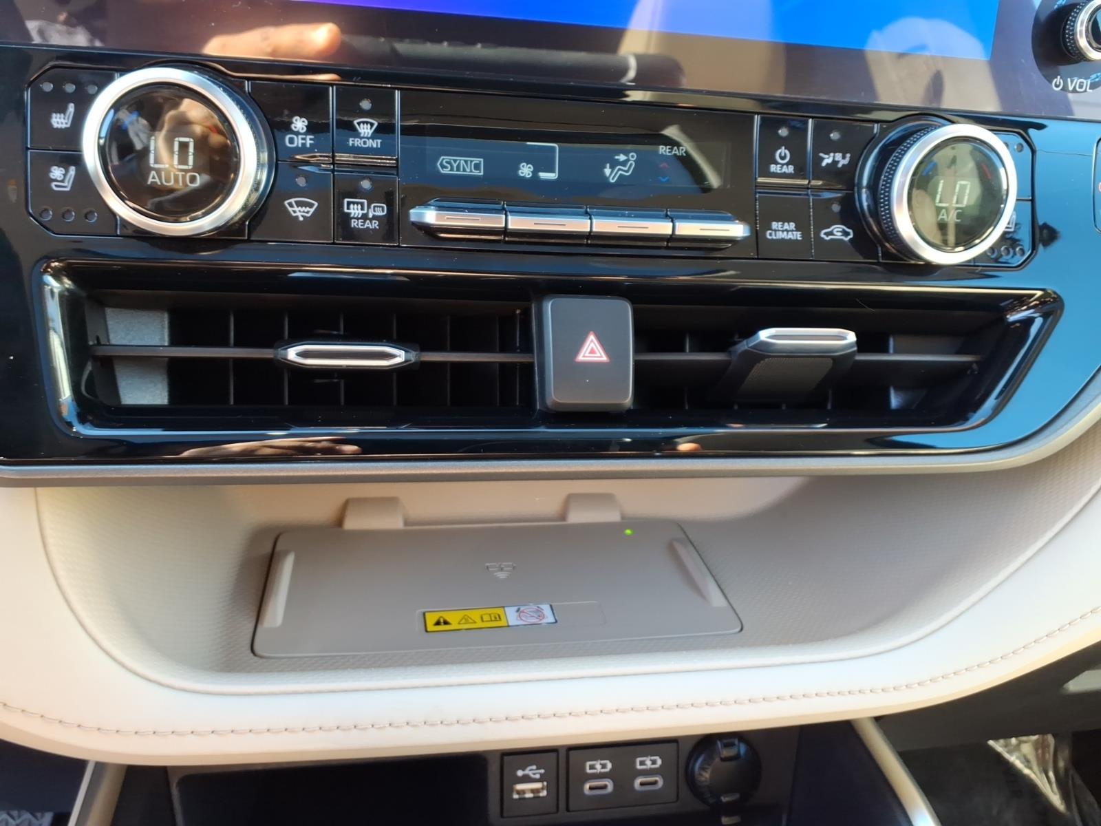 Used 2023 Toyota Highlander SUV