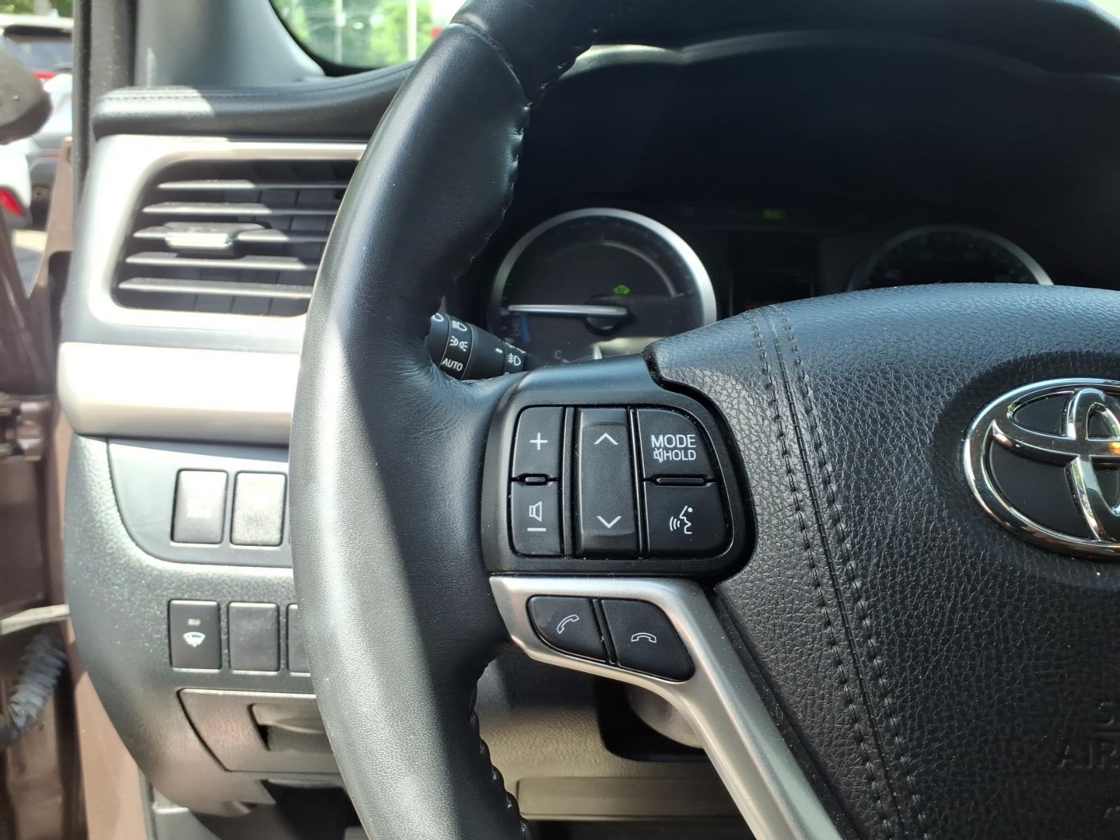 Used 2019 Toyota Highlander Hybrid SUV