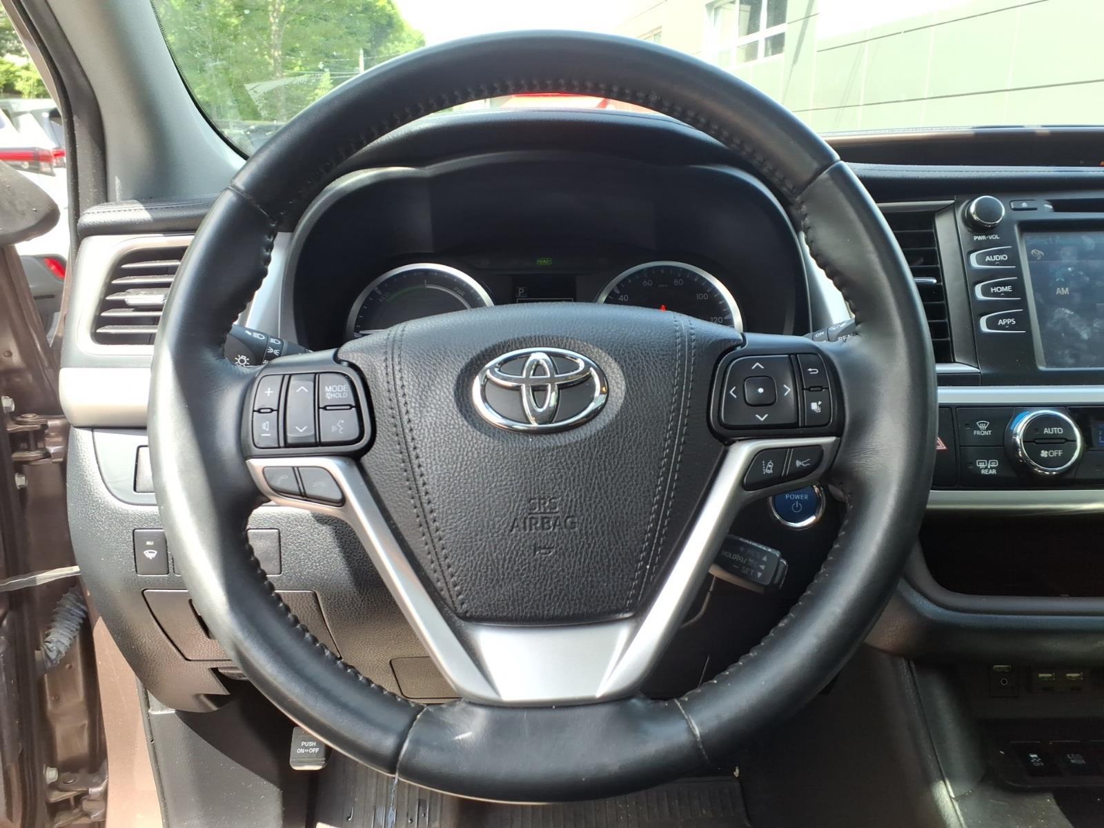 Used 2019 Toyota Highlander Hybrid SUV