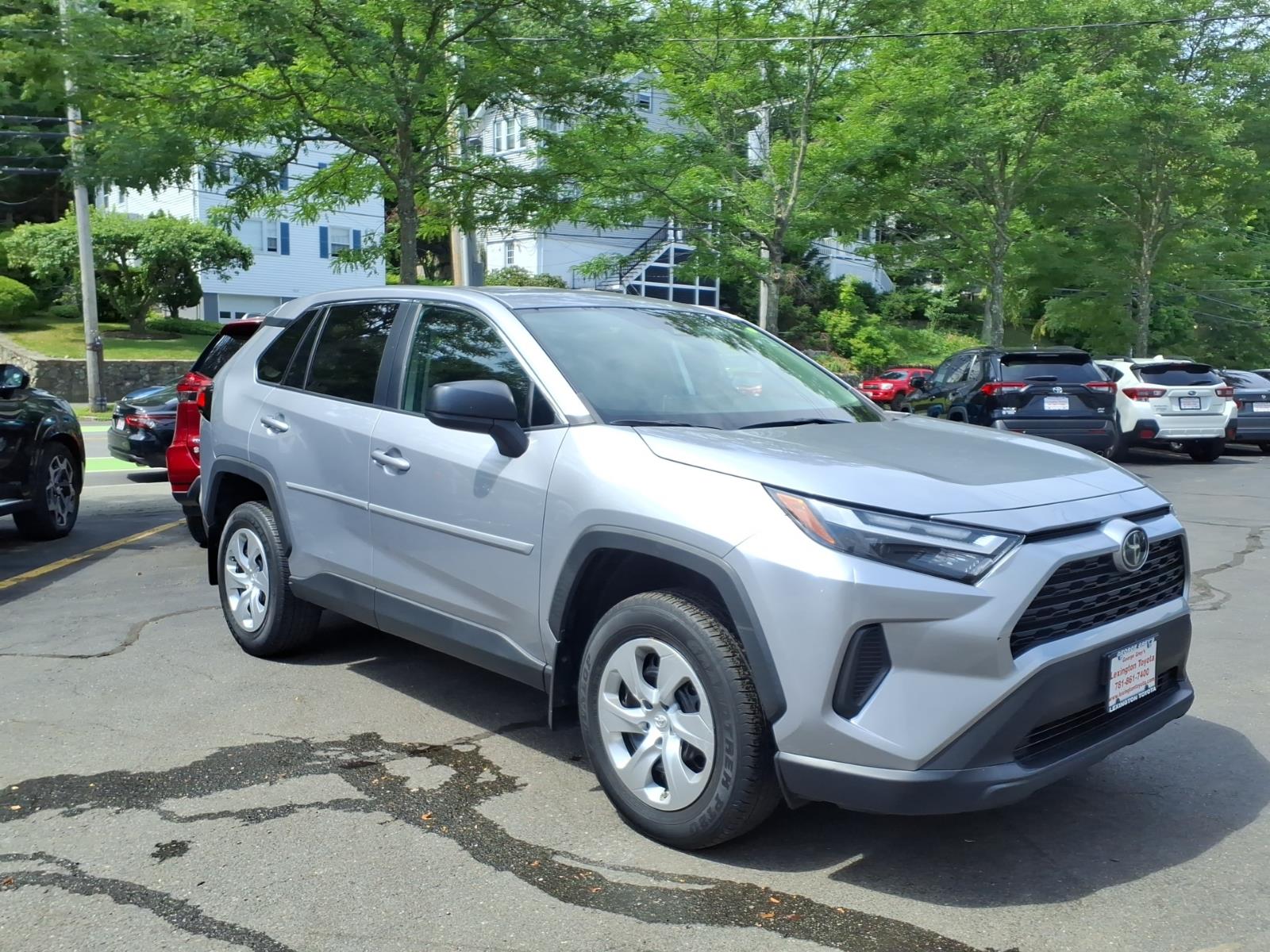 View vehicle photo 3