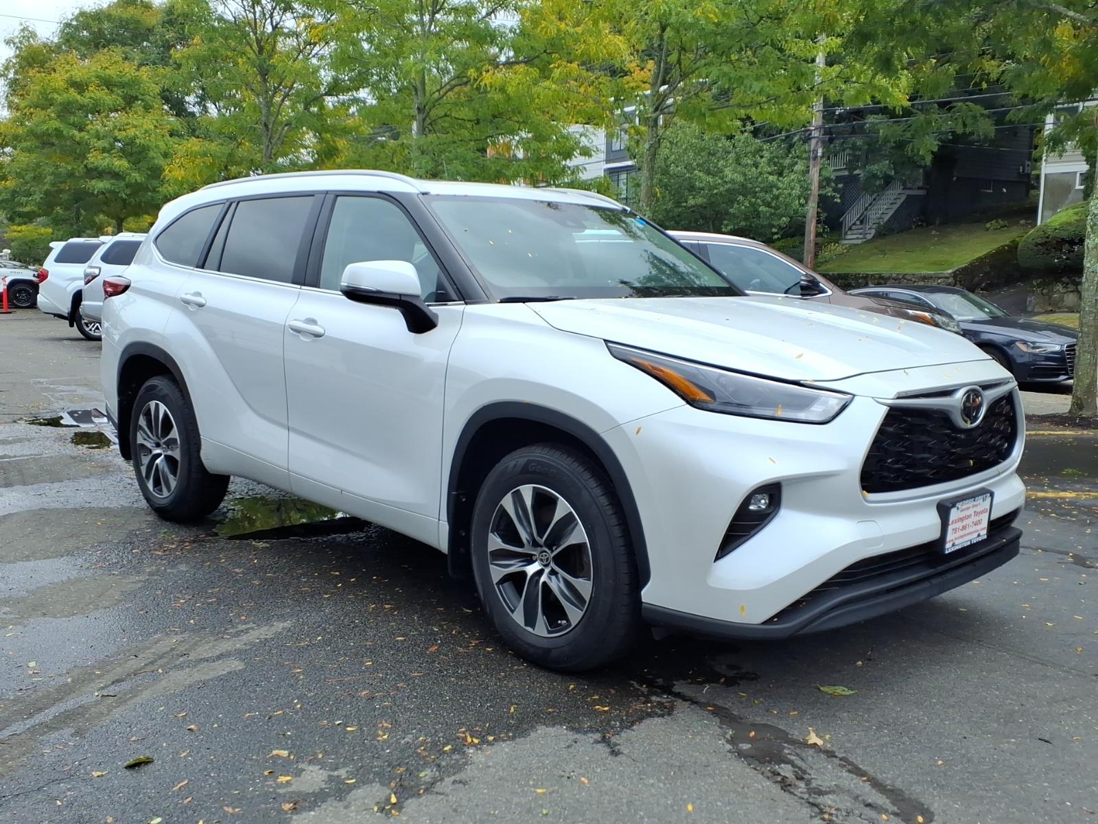 Used 2023 Toyota Highlander SUV
