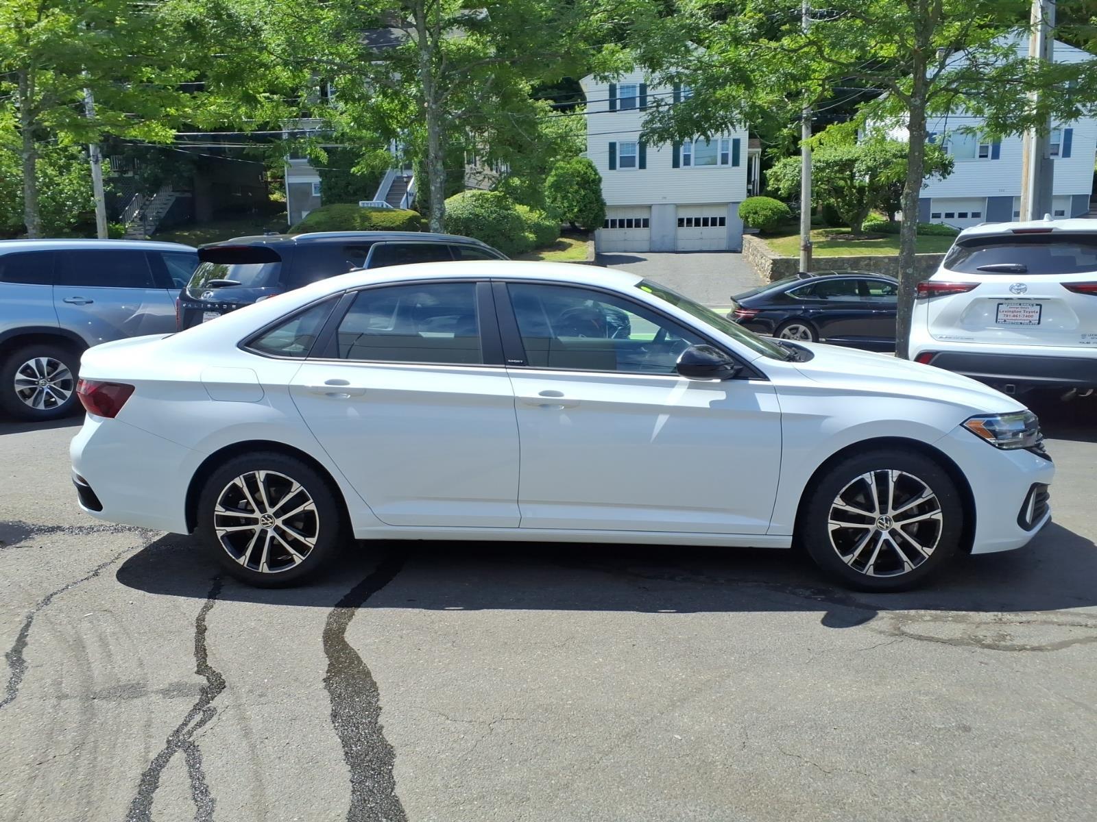 Used 2023 Volkswagen Jetta Sedan