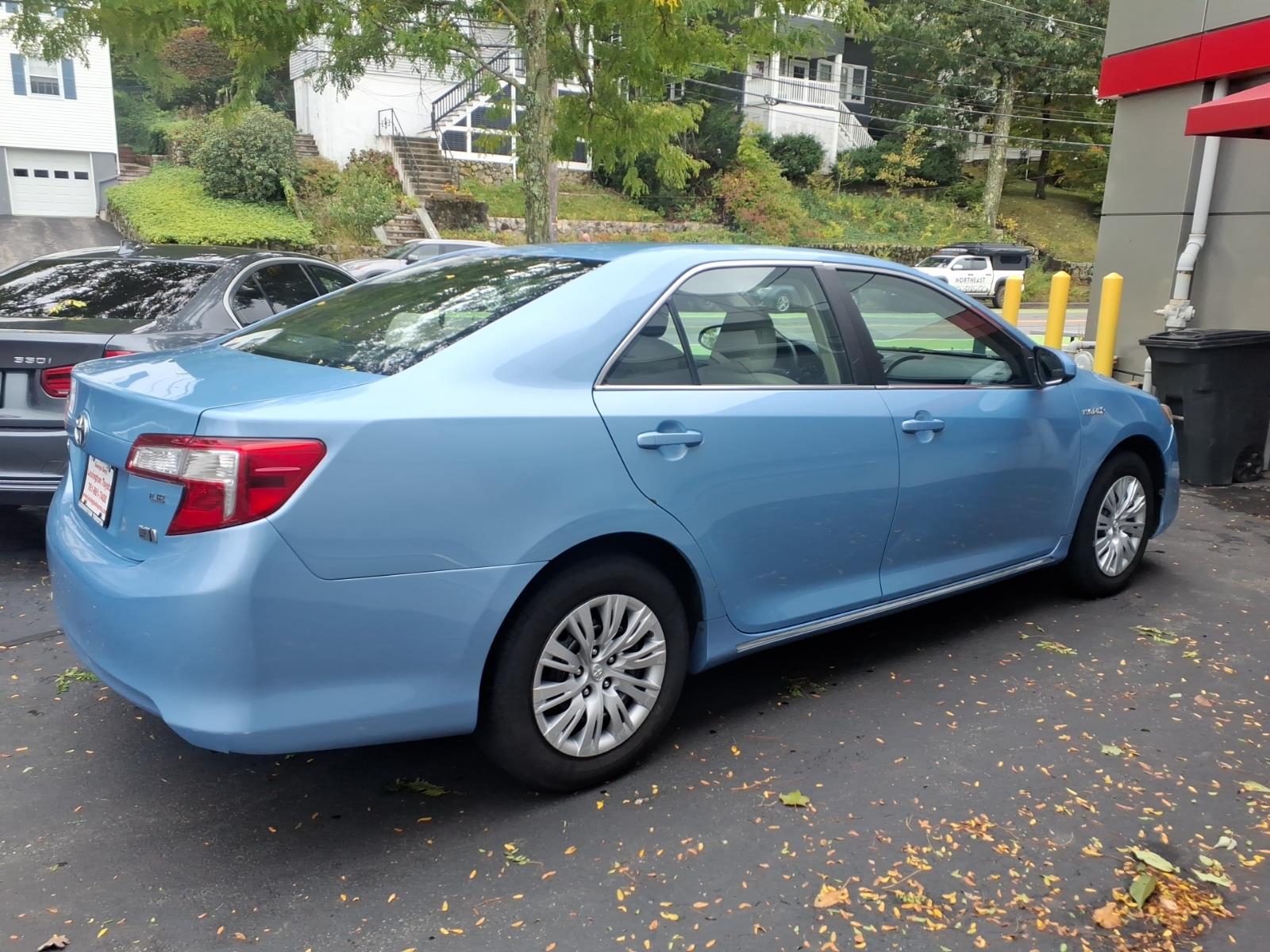 Used 2013 Toyota Camry Hybrid Sedan