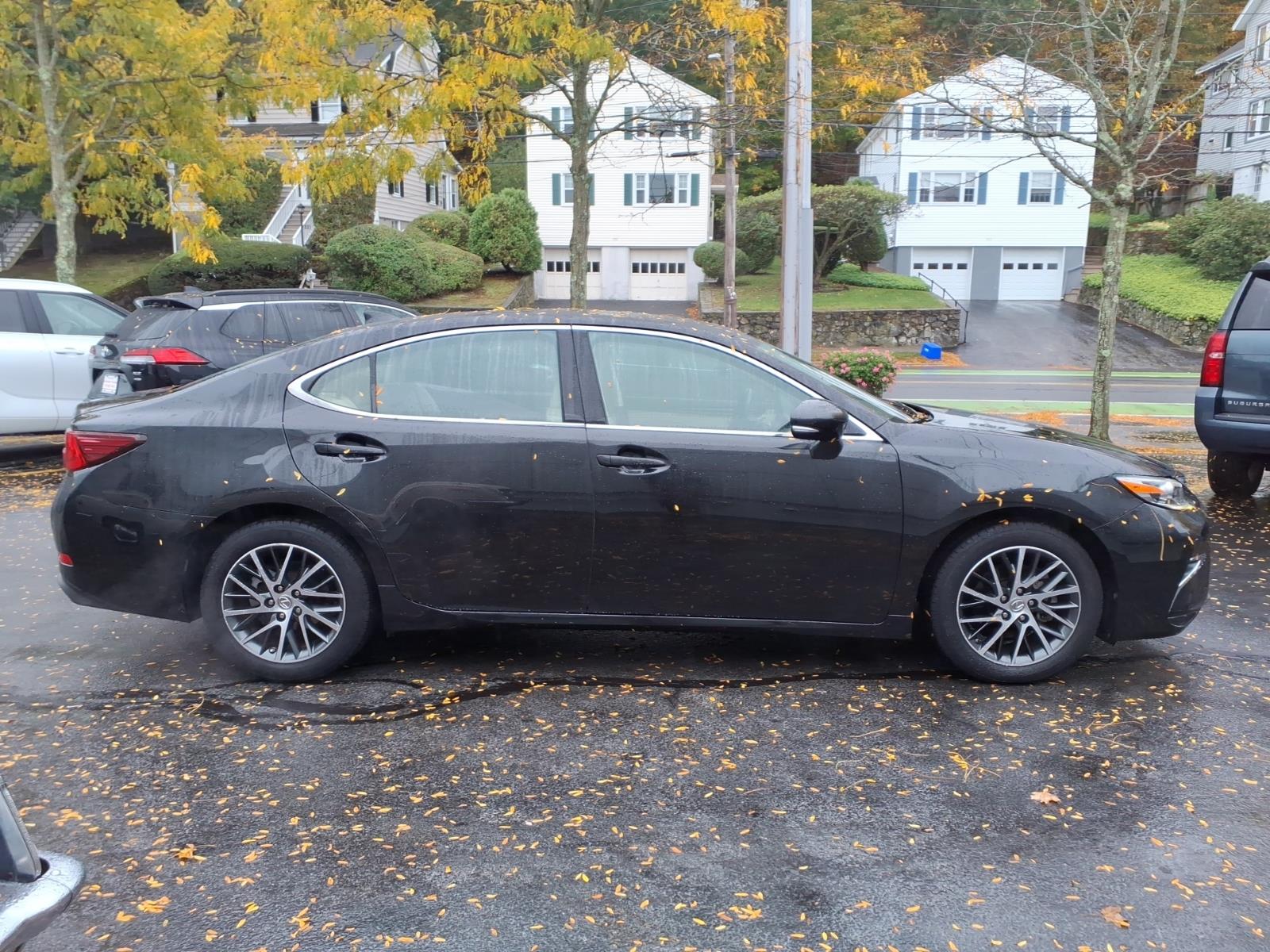 Used 2017 Lexus ES 350 Sedan