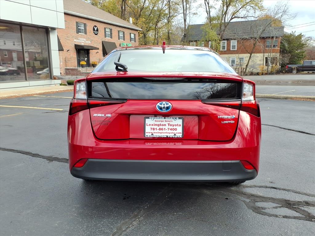 2021 Toyota Prius Limited photo 4