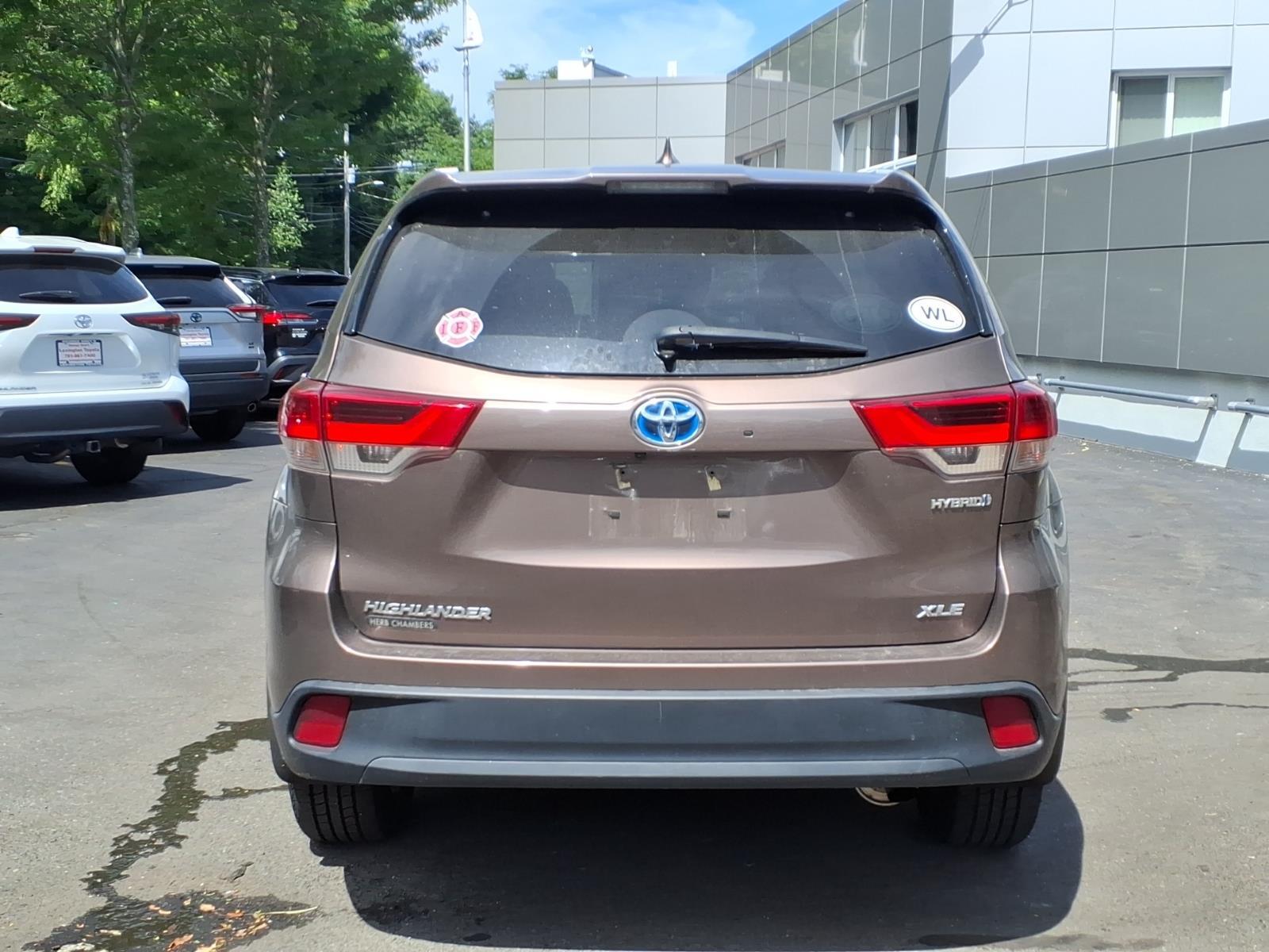 Used 2019 Toyota Highlander Hybrid SUV