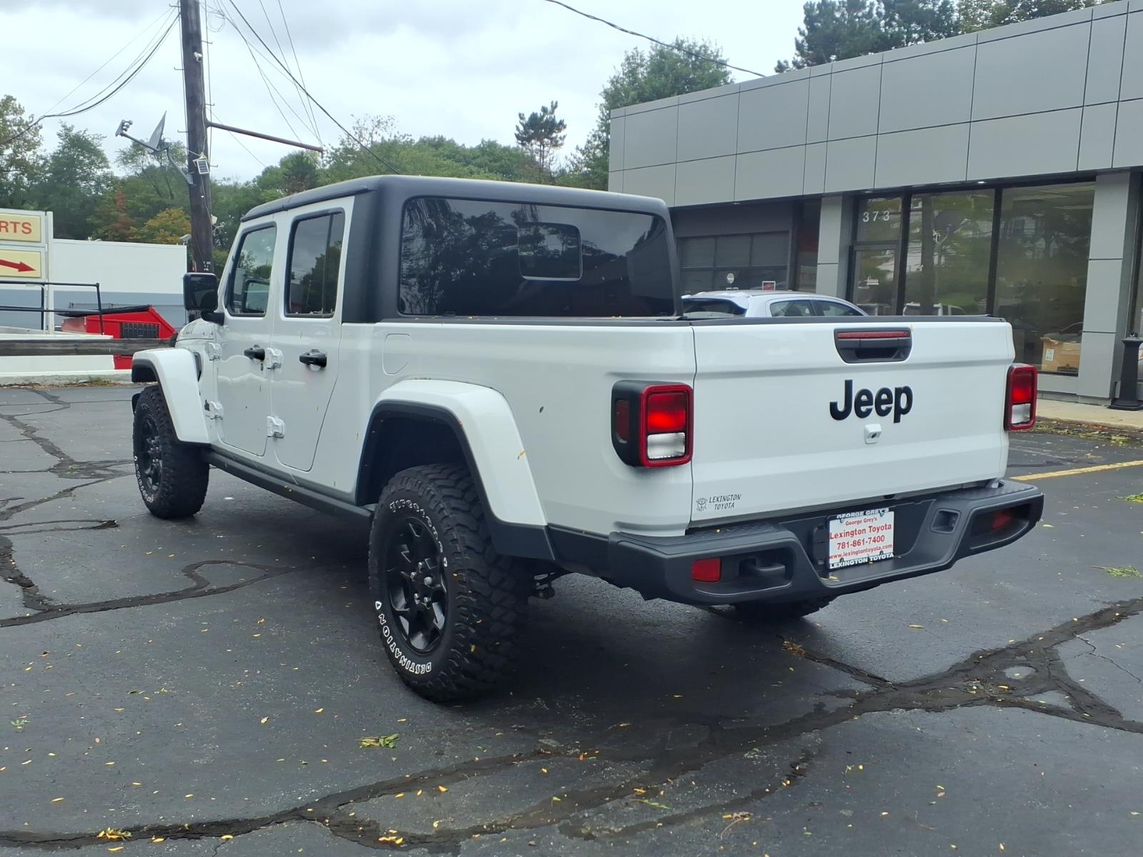 Used 2023 Jeep Gladiator Truck
