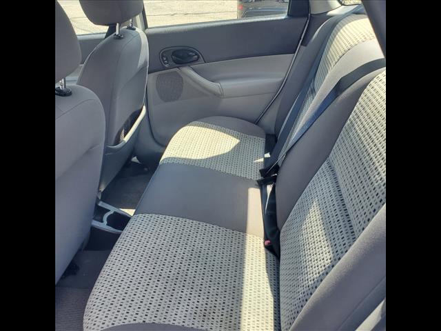 2007 Ford Focus ZX4 S