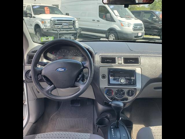 2007 Ford Focus ZX4 S