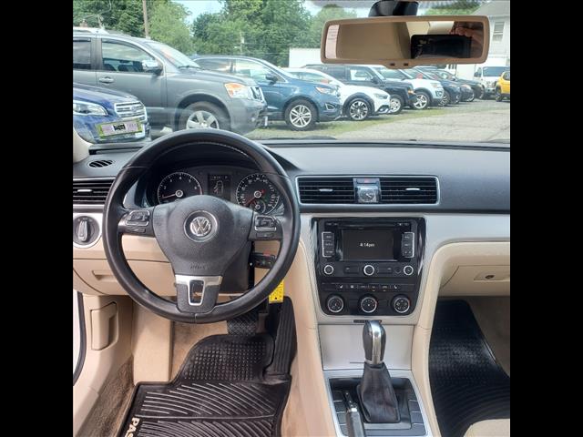 2013 Volkswagen Passat SE PZEV