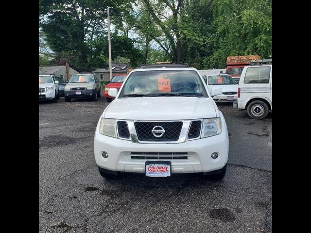 2009 Nissan Pathfinder SE