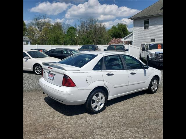 2007 Ford Focus ZX4 S