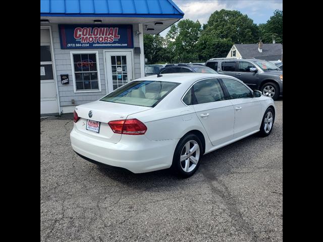 2013 Volkswagen Passat SE PZEV