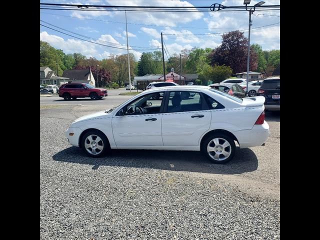2007 Ford Focus ZX4 S