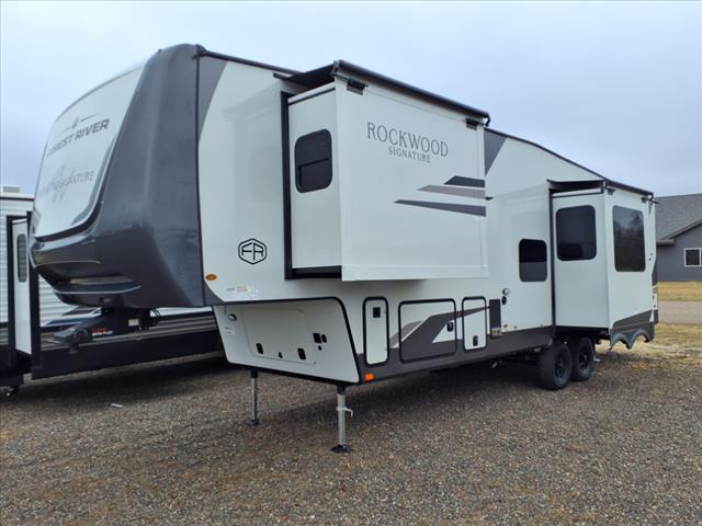 2025 Forest River ROCKWOOD SIGNATURE 371RK