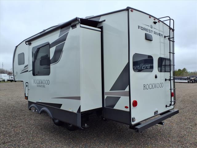 2025 Forest River ROCKWOOD SIGNATURE 282RK