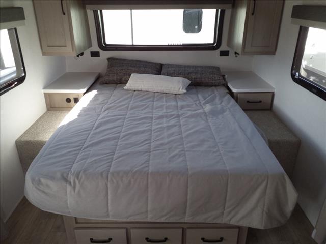 2025 Forest River ROCKWOOD MINI LITE 2205S