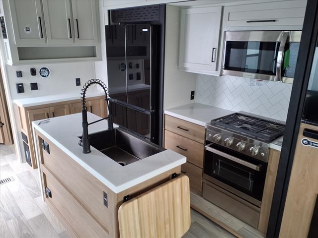 2025 Forest River SIERRA 388JW