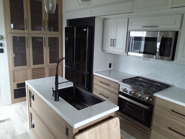 2025 Forest River SIERRA DESTINATION 401FLX