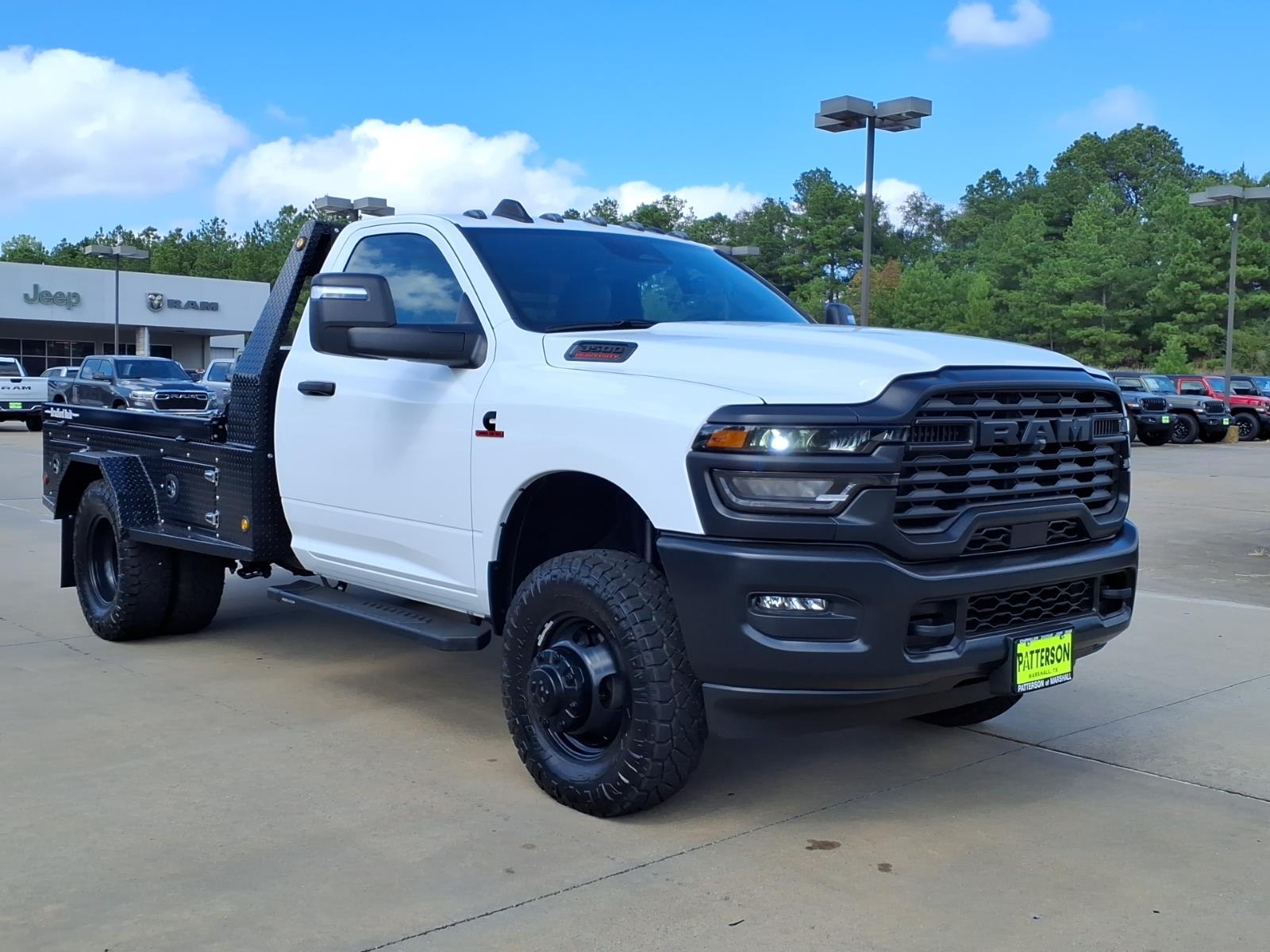 2026 RAM 3500 Chassis Tradesman Regular Cab DRW 4WD