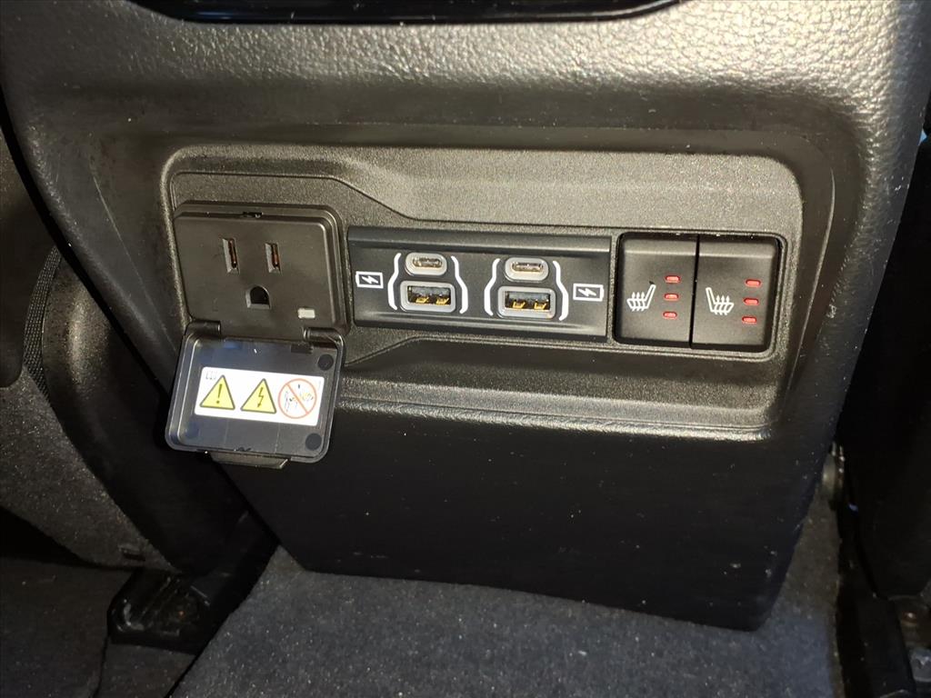 2023 Jeep Grand Cherokee Overland 2023 Jeep Grand Cherokee Overland