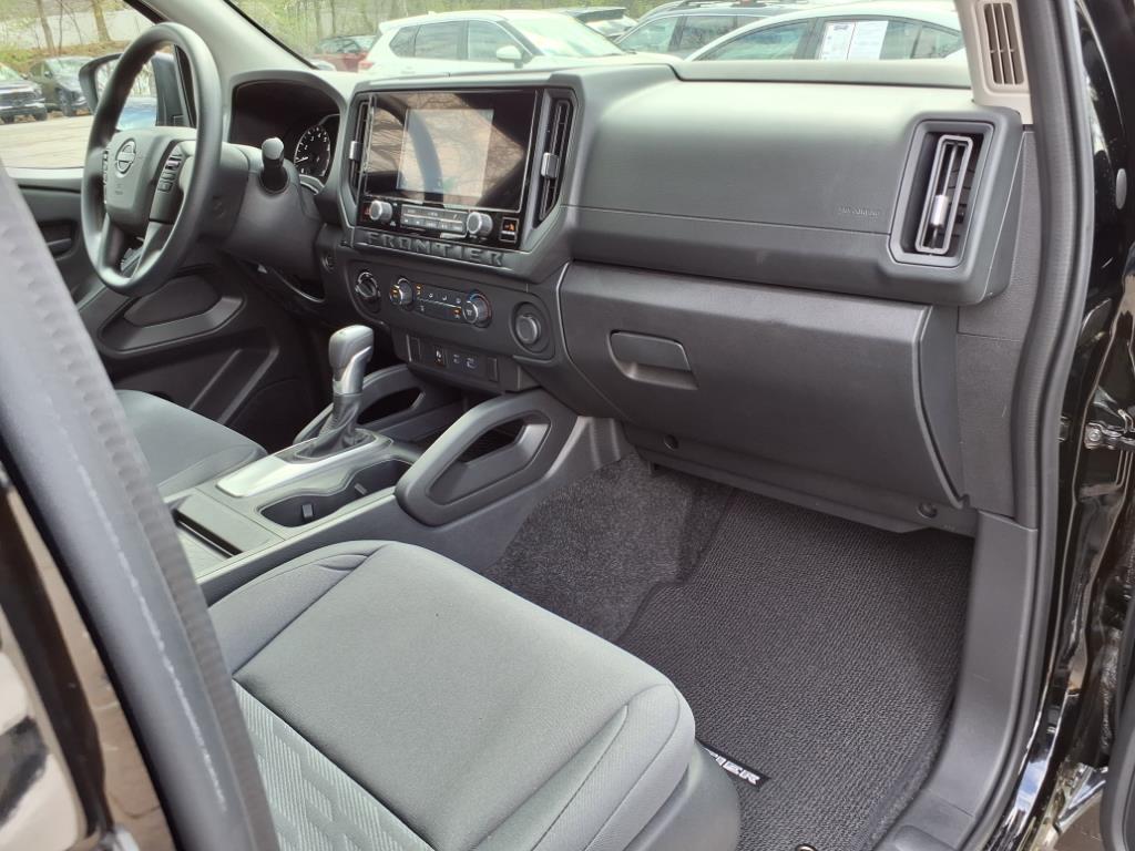 2025 Nissan Frontier S