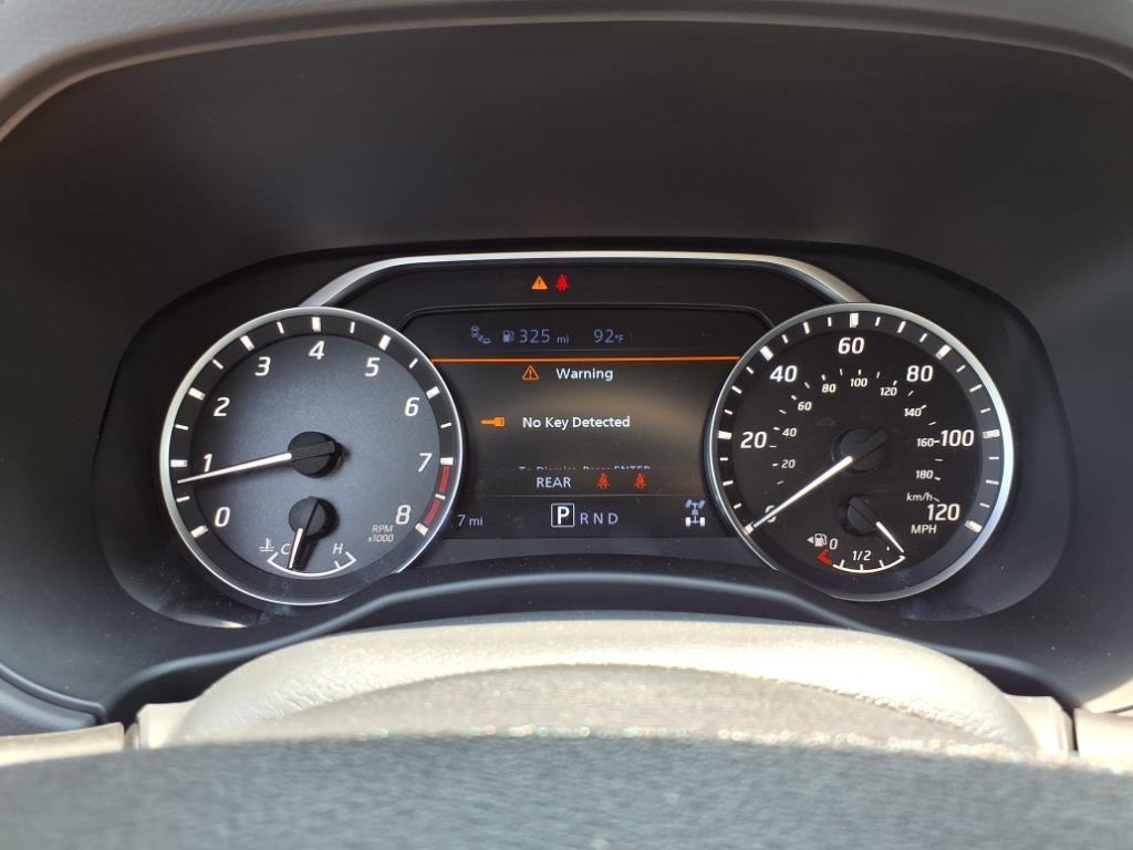 2025 Nissan Frontier SV