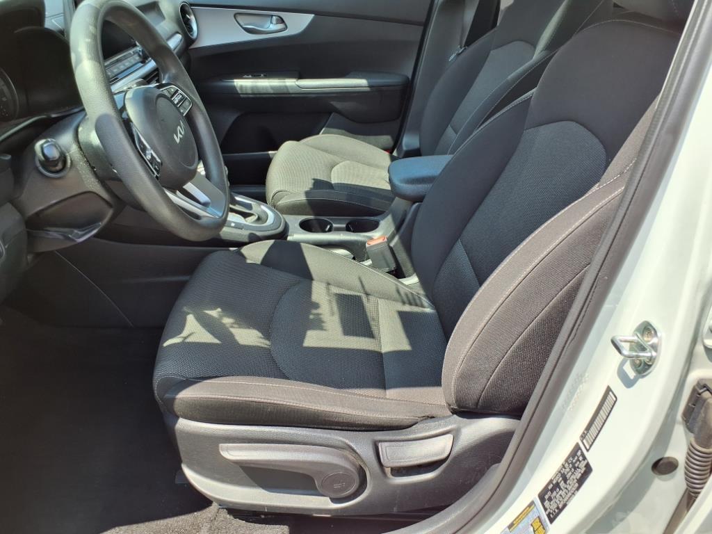2022 Kia Forte FE