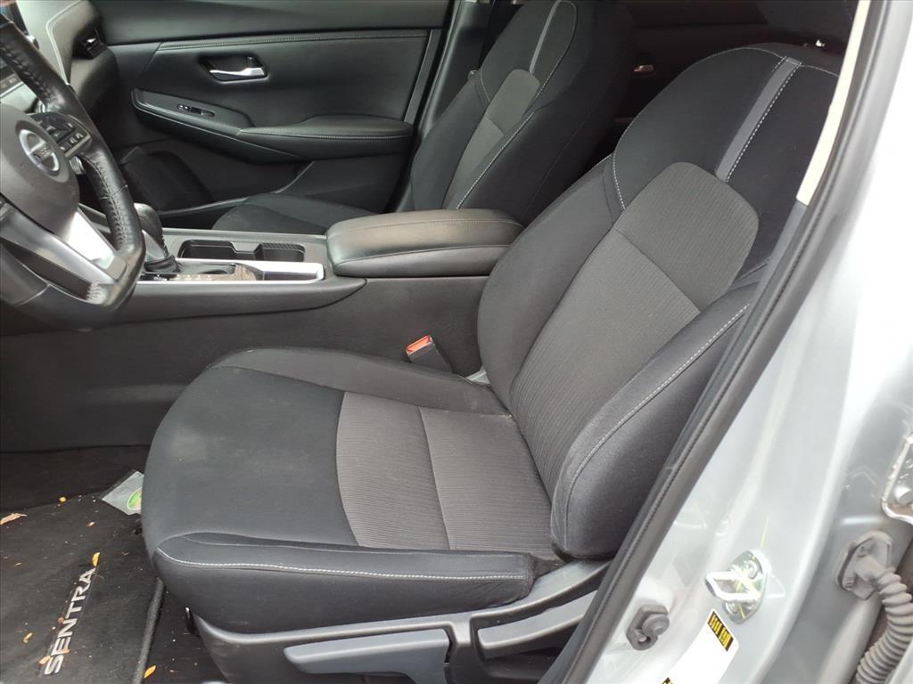 2022 Nissan Sentra SV 2022 Nissan Sentra SV