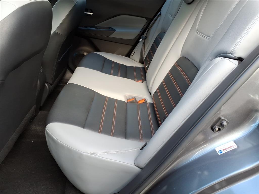 2024 Nissan Kicks SR 2024 Nissan Kicks SR