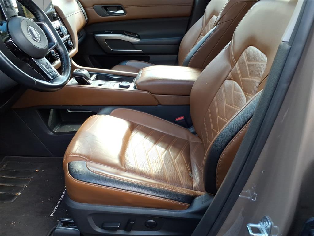 2023 Nissan Pathfinder Platinum 2023 Nissan Pathfinder Platinum