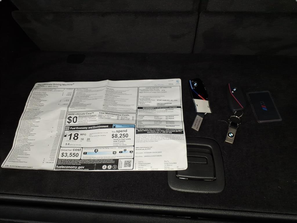 2025 BMW X7 M60i 2025 BMW X7 M60i