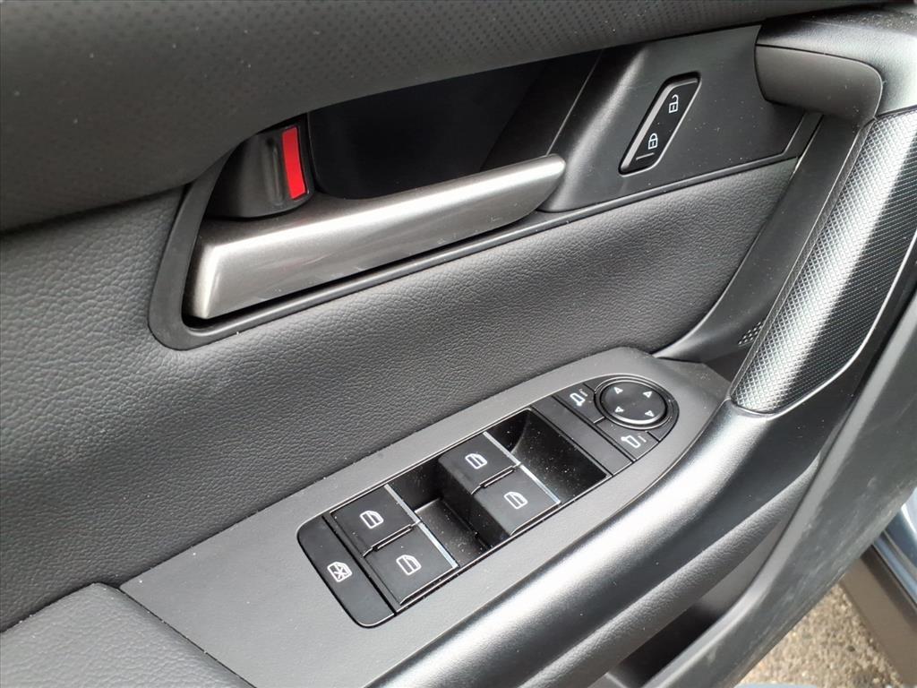 2025 Mazda CX-50 2.5 S Select