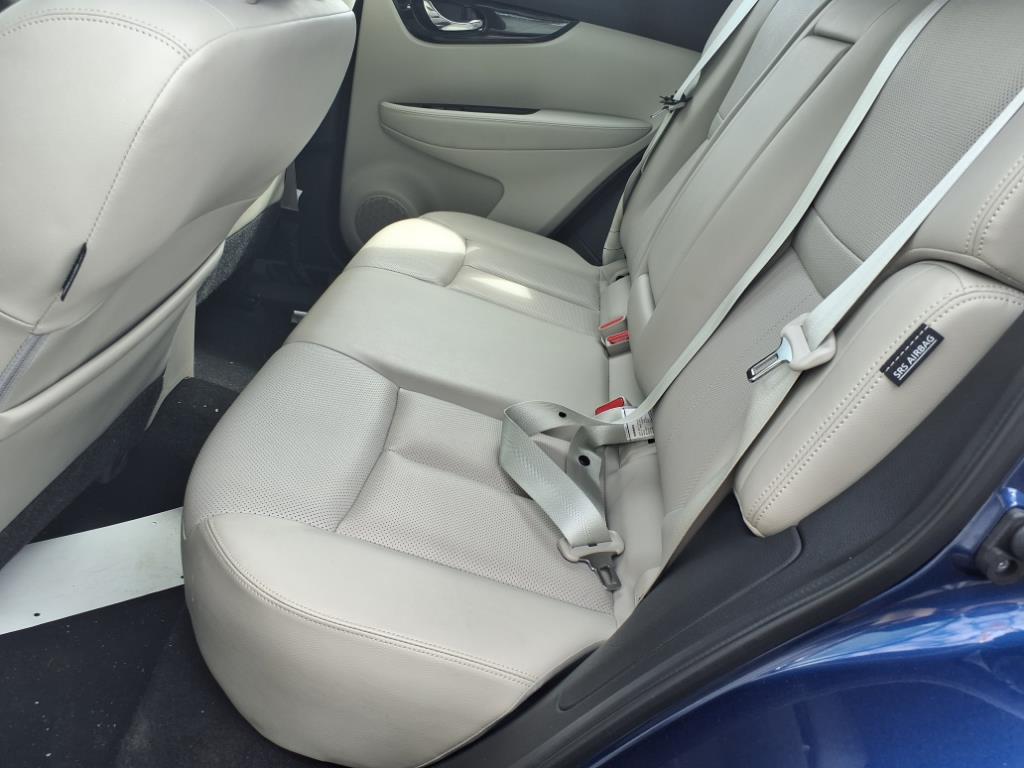 2022 Nissan Rogue Sport SL