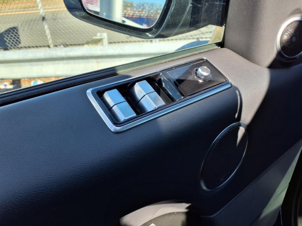 2022 Land Rover Range Rover Sport HSE Silver Edition