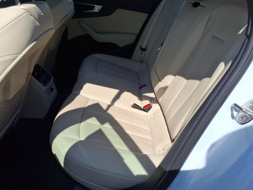 2023 Audi A4 quattro S line Prem Plus 45 TFSI