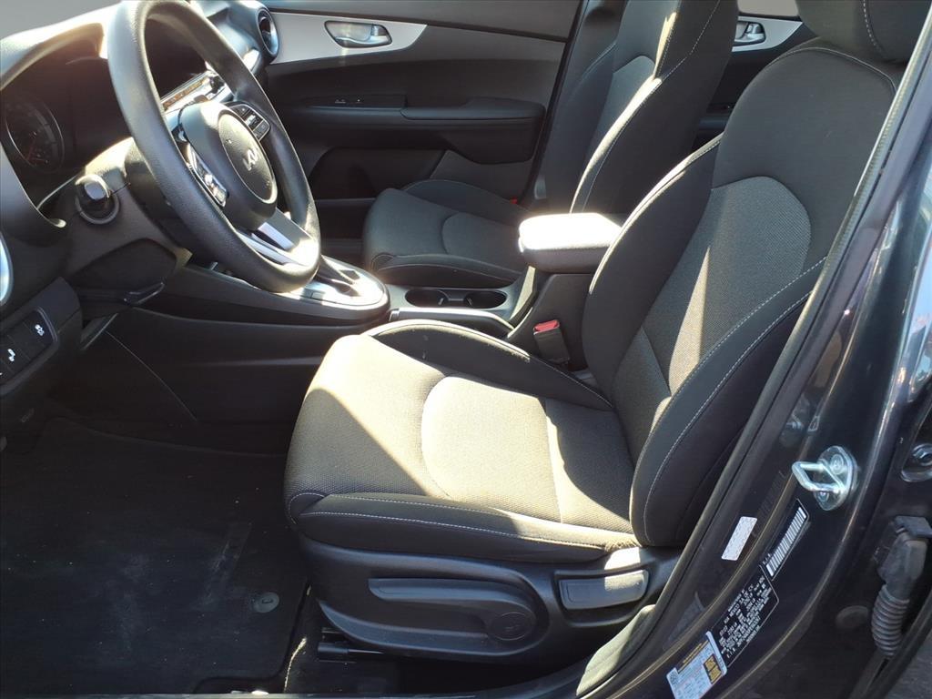 2023 Kia Forte LX