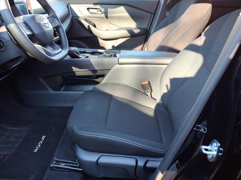 2025 Nissan Rogue S 2025 Nissan Rogue S