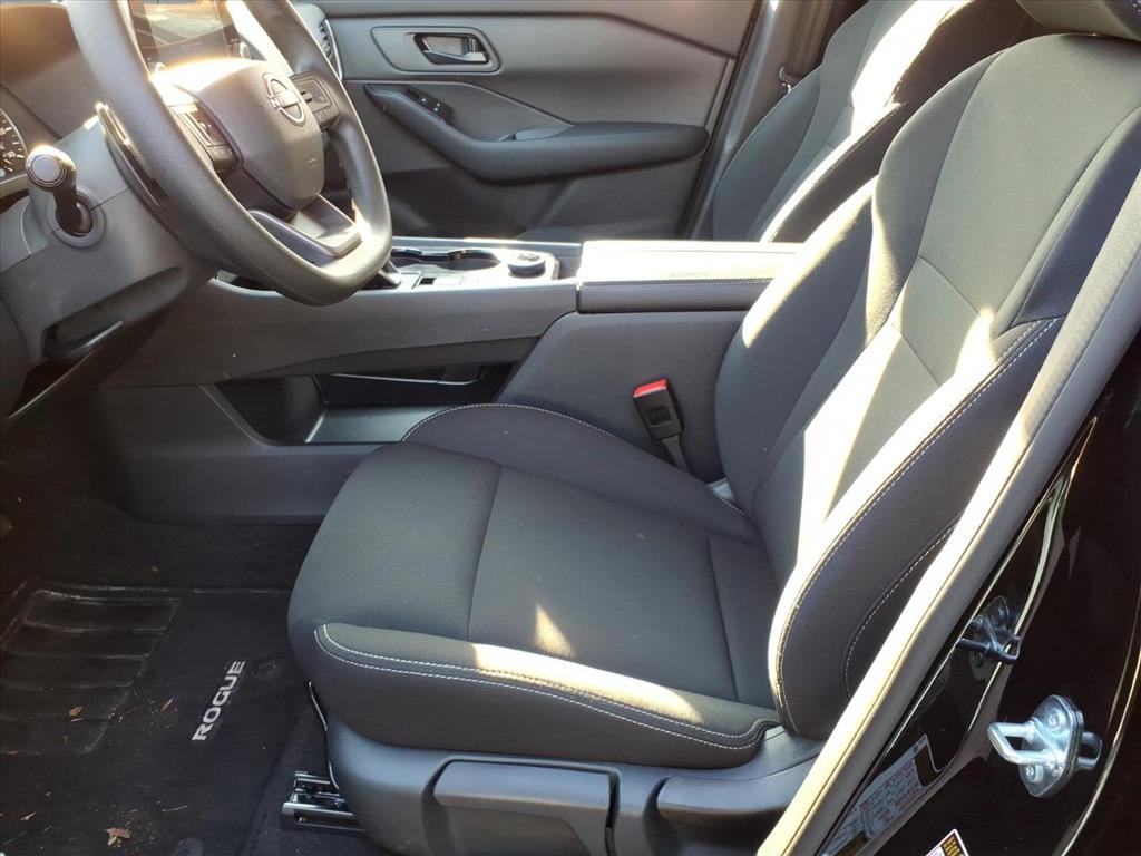 2025 Nissan Rogue S 2025 Nissan Rogue S