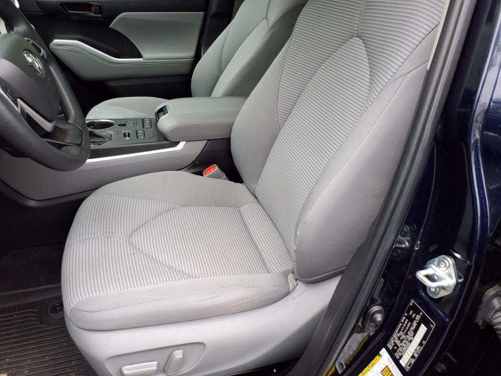 2022 Toyota Highlander L