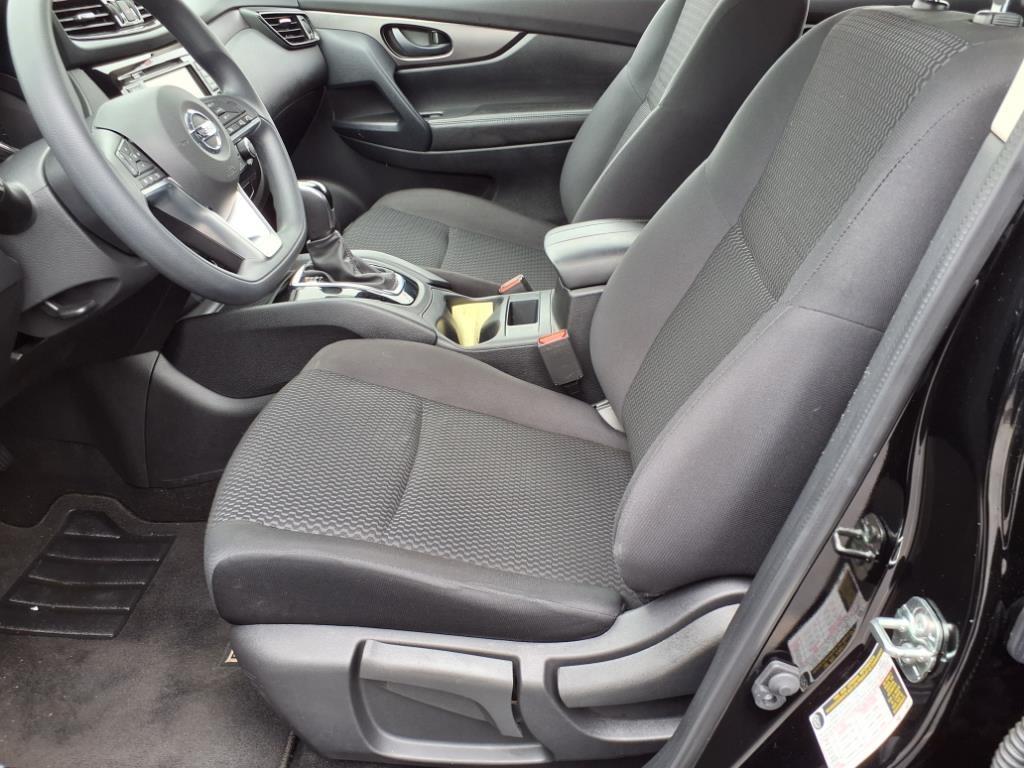 2022 Nissan Rogue Sport S