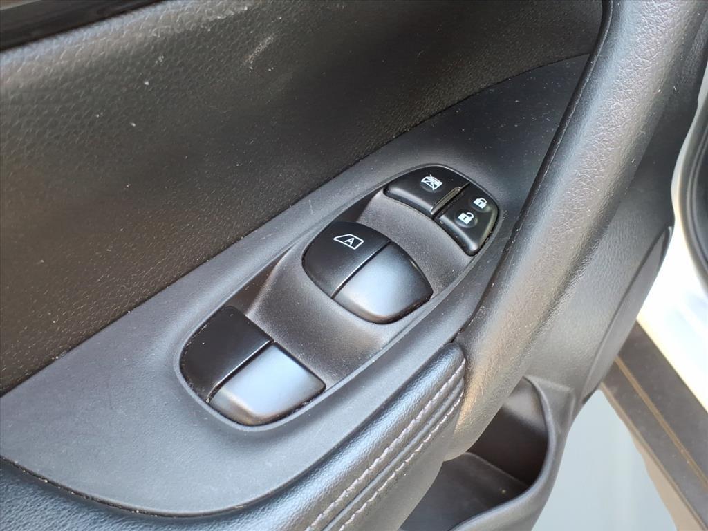 2019 Nissan Rogue SV 2019 Nissan Rogue SV