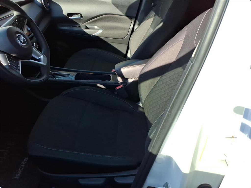 2023 Nissan Kicks SV 2023 Nissan Kicks SV