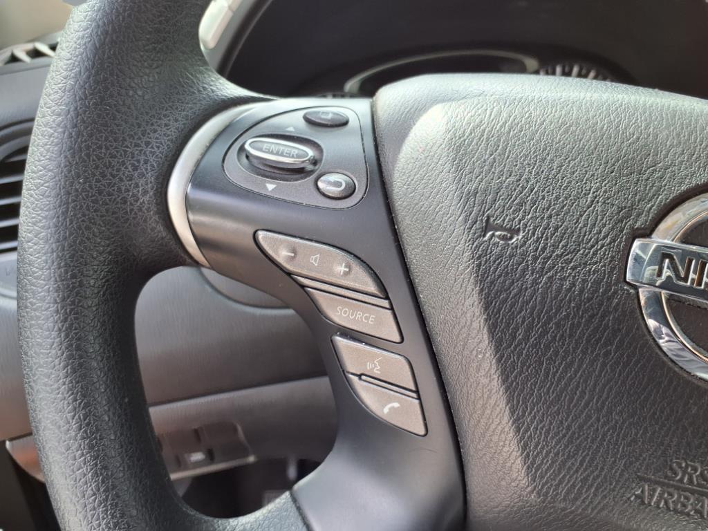 2019 Nissan Pathfinder S